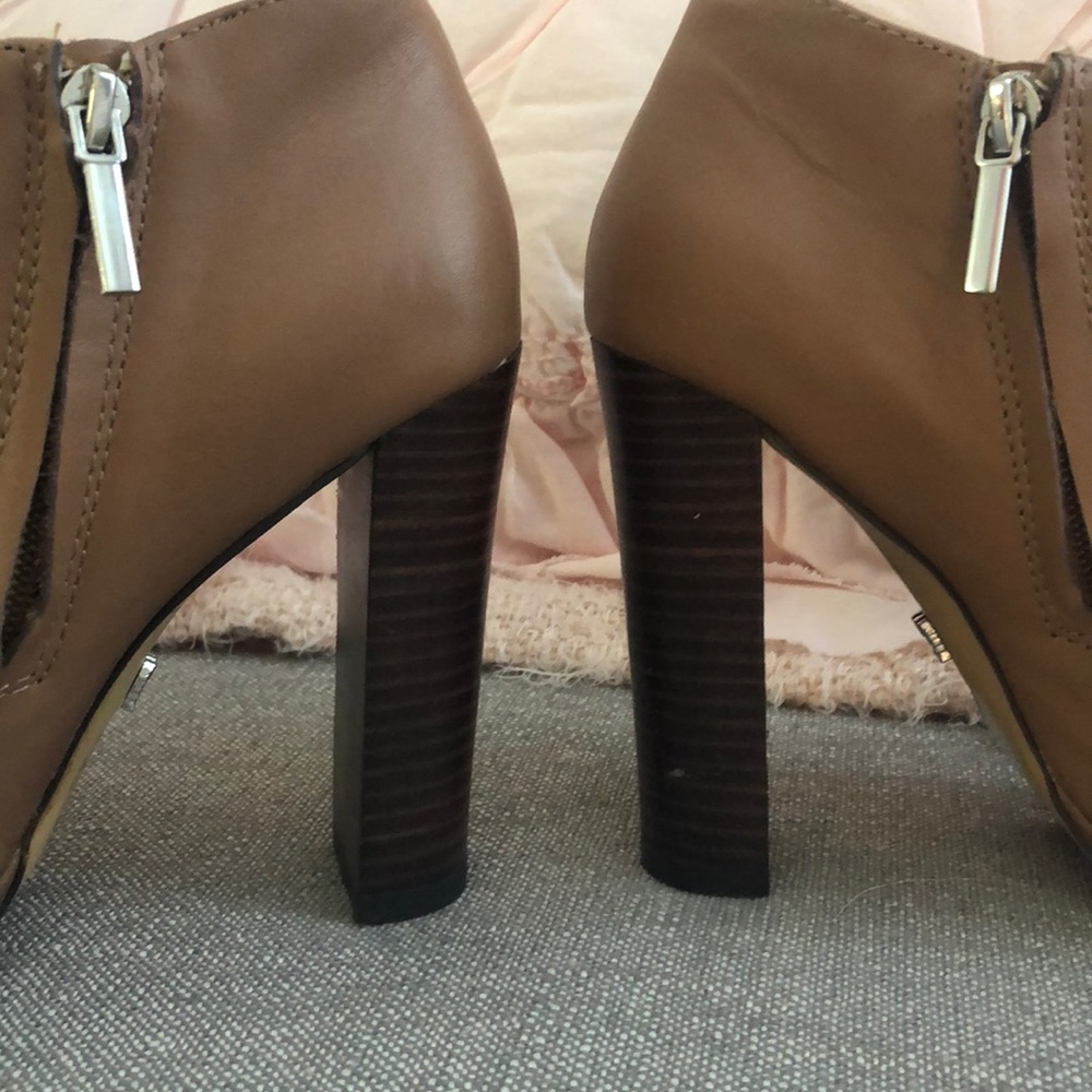 booties - Picture 8 of 8